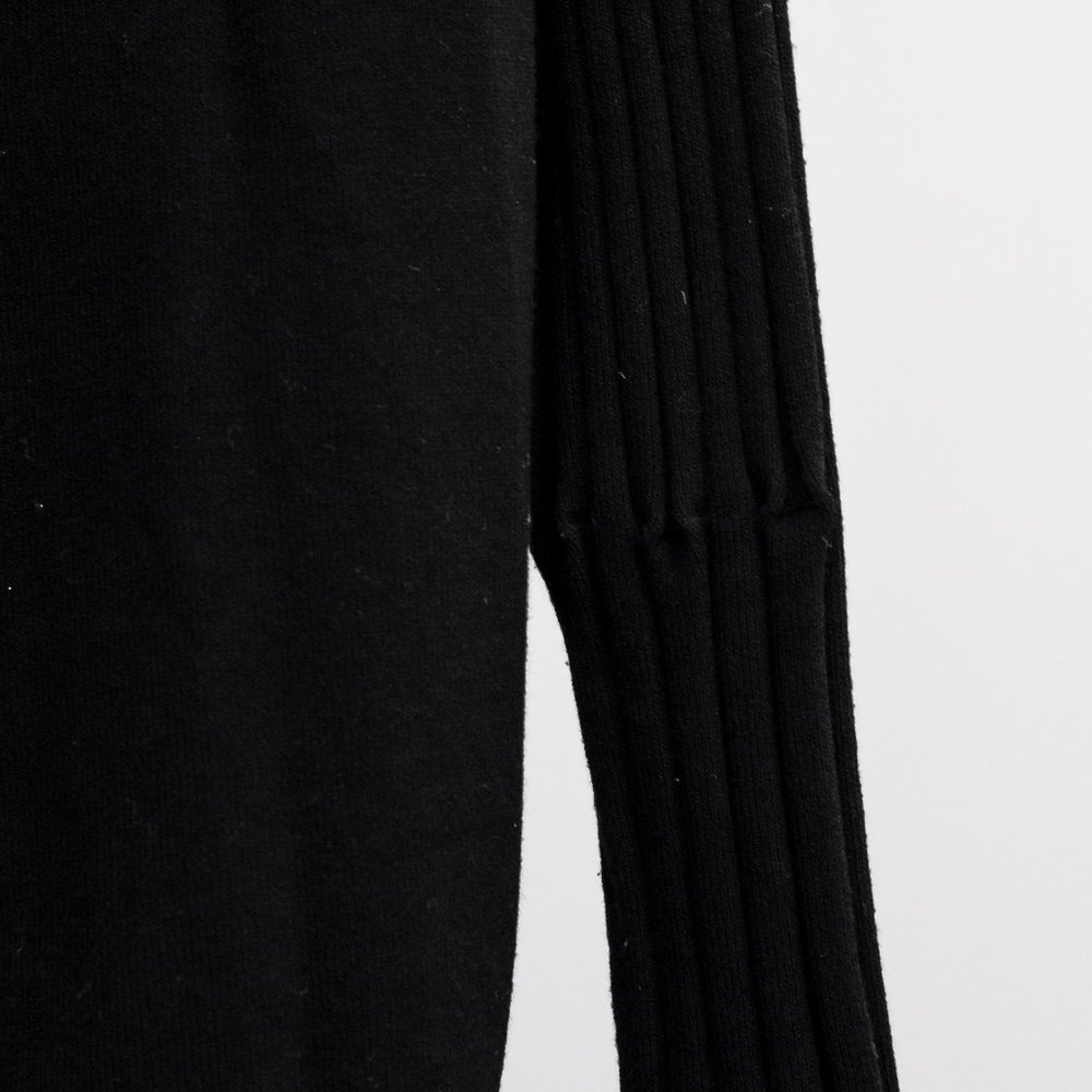 Annette Gortz Ribbed Sleeve Sweater - Picture 6 of 8